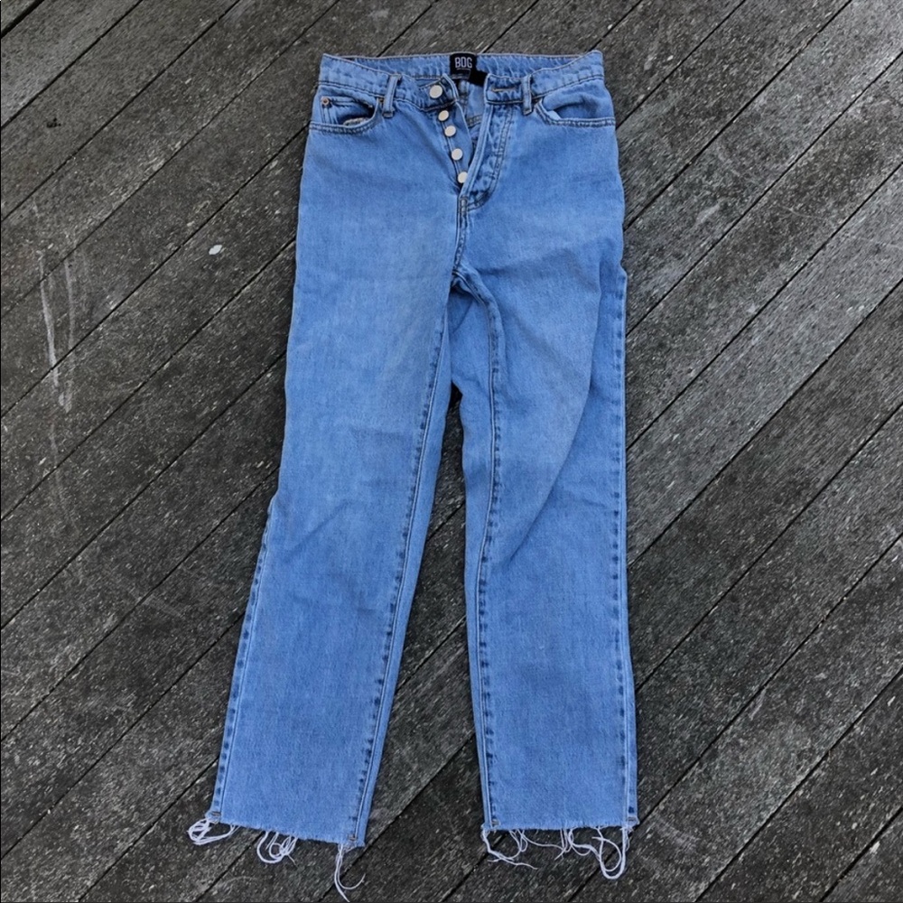 UO straight leg raw hem BLD jeans size 26